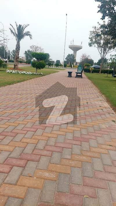 Marla Park Facing Plot For Sale In M C Lake City Sector M