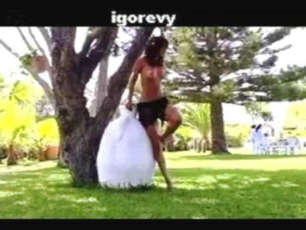 Naked Elisabetta Canalis In Everyday Italian