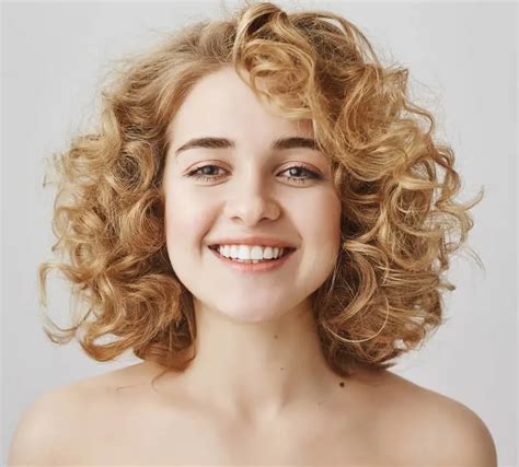 110 Smartest Short Hairstyles For Women With Thick Hair Hairstylecamp