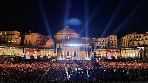 Al Concerto Di Gigi Dalessio Il Sindaco Manfredi Si Commosso Ecco Perch