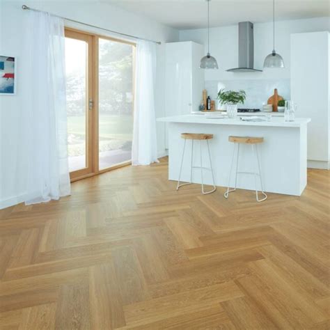 Golden Brushed Oak SM VGW122T RKP Van Gogh Karndean