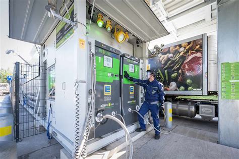 Bio Lng Edeka Wird Langfristiger Abnehmer Von Reefuel Aktuelle Neue