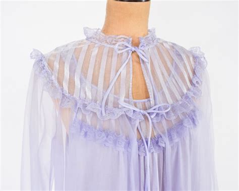 1970s Lavender Purple Peignoir Set 70s Lavender Str Gem