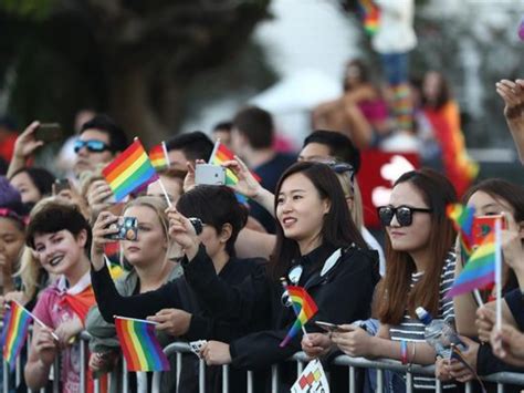 Nova Zel Ndia Avan A Na Proibi O Da Cura Gay Socialismo Criativo