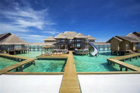 top  maldives water  villas  luxury resorts private pools