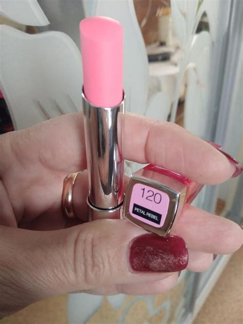 Maybelline помада тон 120 — цена 250 грн в каталоге Помада для губ ...