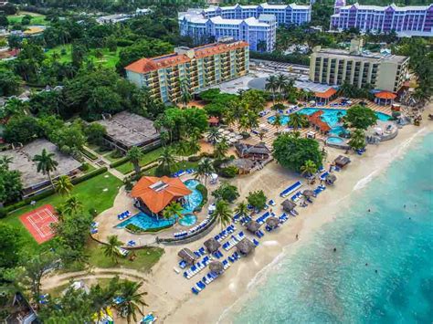 Ocho Rios Jamaica All Inclusive Vacation Deals - Sunwing.ca