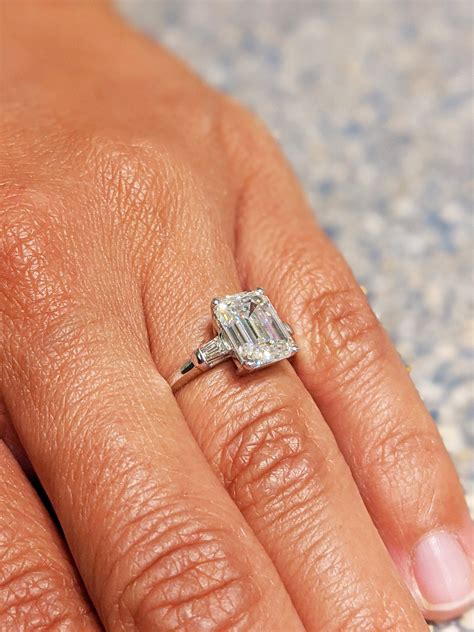 Emerald Cut Engagement Rings With Baguettes