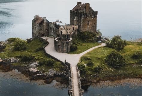 Eilean Donan Castle & Bridge | Explorest