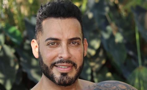 Desde México Viktor Rom sigue generando contenido hot