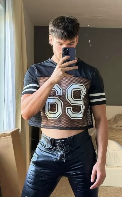 Post Hot Guys And Briefs Tumblr Tumbex