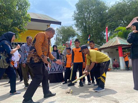 Pengenalan Permainan Tradisional Siswa SDN 24 Temmalebba Palopo