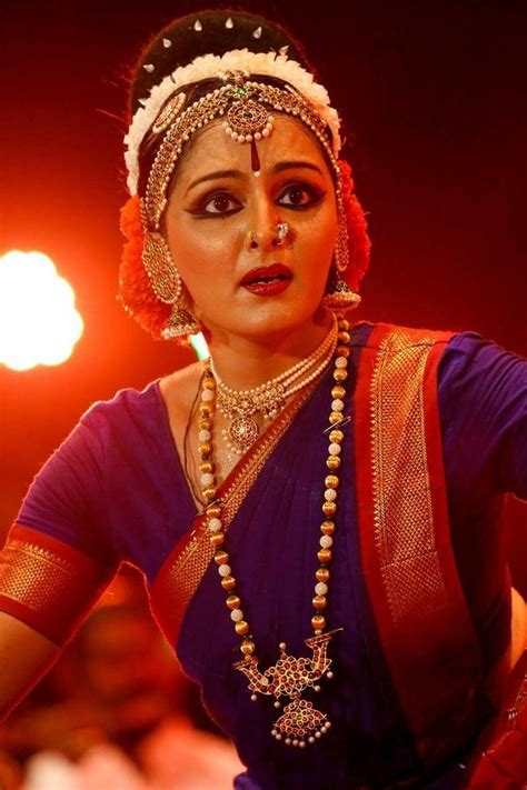 Classical Dancer's Expressions .. Manju Warrier | Dance photography ...