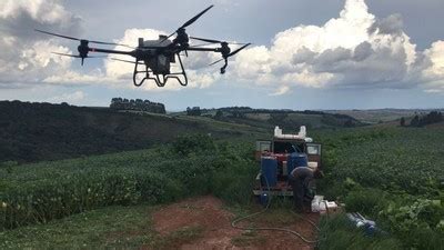 Drone agrícola para pulverização GVH Serviços