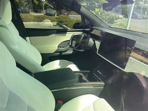 Tesla Model X Plaid interior first look shows sizable rear screen, cool ...