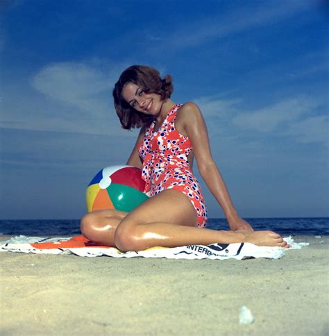 Barbara Parkins Pictures