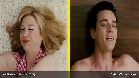 Renee Zellweger Hot Leggy