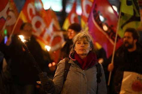 Francuzi Zbog Mirovinske Reforme Idu U Nove Masovne Prosvjede