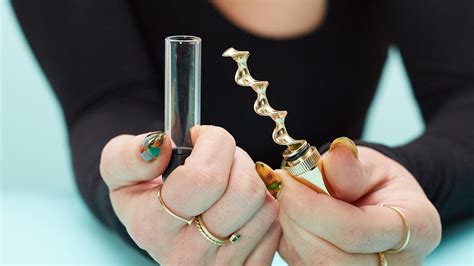 How To Use A Glass Blunt Step By Step Guide Weedmaps