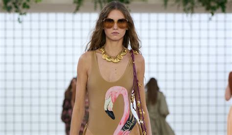 Trendy bikini Modne kolory kroje i wzory strojów kąpielowych na lato lamode info