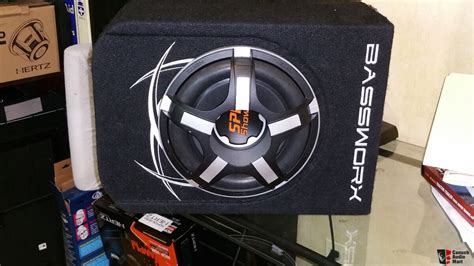 Hertz Sx 250d Spl 600watt Rms 2400 Peak 10 Dvc Subwoofer In A Ported Bassworx Box Metal