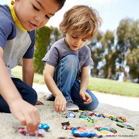 Hot Wheels Set Macchinine Da Veicoli In Scala Con Decorazioni Mozzafiato Da