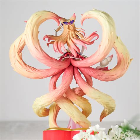 League Of Legends Star Guardian Ahri Statue Elbenwald