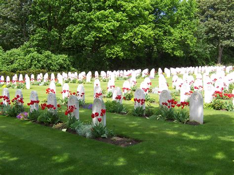 Mill Hill Cemetery | Cemetery Details | CWGC