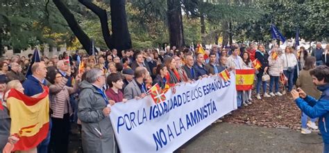 Las Protestas Se Trasladan A Las Sedes Del PSOE Con La Convocatoria De