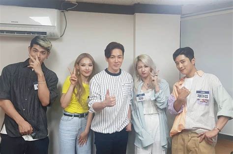 Kardさんのインスタグラム写真 Kardinstagram「 Kard 아이돌 카페 재미있게 즐기셨나요⁉️