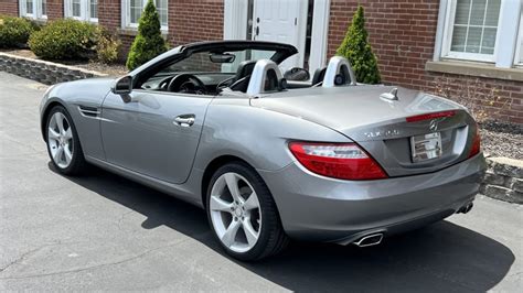 2012 Mercedes-Benz SLK350 Convertible at Indy 2023 as K6 - Mecum Auctions