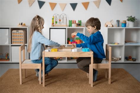 Interesting Indoor Games that Children Can Play at School – National ...