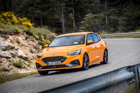 2020 Ford Focus ST Comes To Goodwood To Show Its Worth Autoevolution