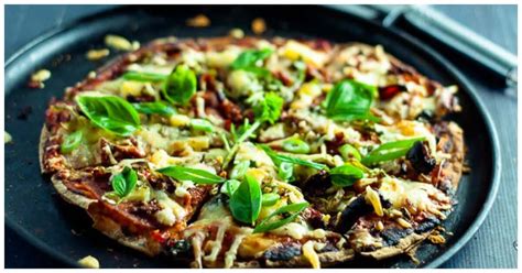 Lebanese Bread Pizza Light and Crispy with Salami | My Sugar Free Kitchen