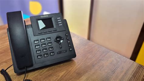 Yealink T33g Ip Phone Unboxing And First Impressions Rich Technology Group