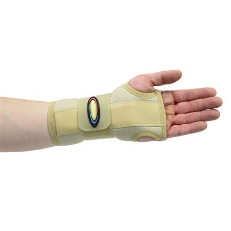 MAXAR Style WRS-202 Airprene Wrist Splint - ITA-MED Co.