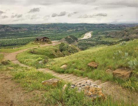 River Bend Overlook, Theodore Roosevelt National Park, North Dakota ...