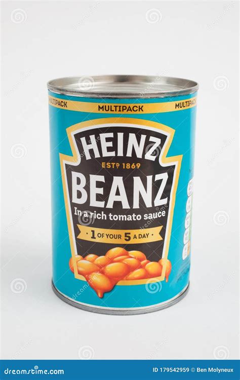 A tin of Heinz Baked Beans editorial stock image. Image of cans - 179542959