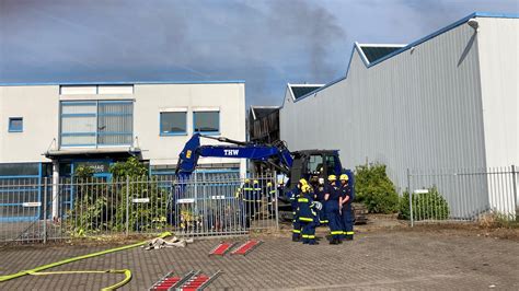 Millionenschaden Durch Brand Von Lagerhalle In Wagh Usel