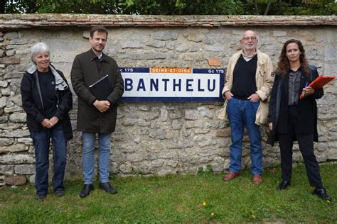 Déplacement à Banthelu avec Clémence Guetté Paul Vannier