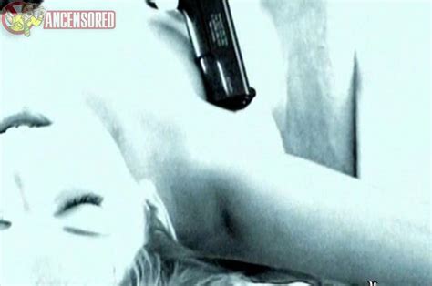 Naked Ivonne Schönherr in Emilia