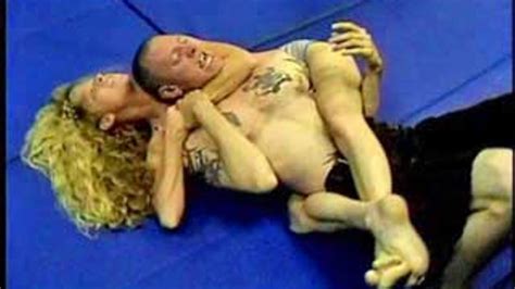 Dave S Ass Beatng Jamie Vs Dave Part 01 Smother Filled Mixed Wrestling Clips4sale