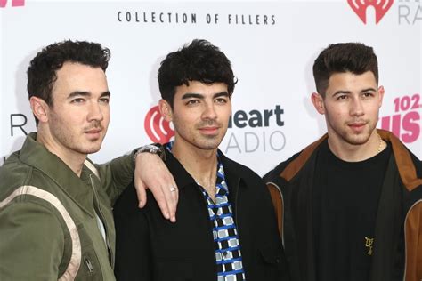 Sexy Jonas Brothers Pictures Popsugar Celebrity Photo 11