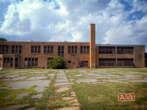 Jefferson Davis School | 40+ Photos | Abandoned Oklahoma