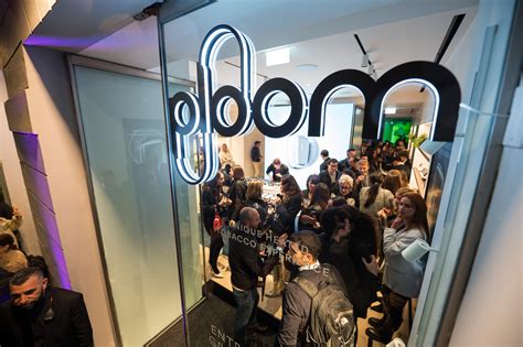 Ploom X Arriva A Milano Il Nuovo Flagship Store Truly Unique