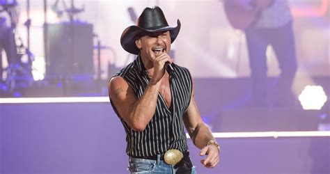 10 Best Tim Mcgraw Songs Country Now