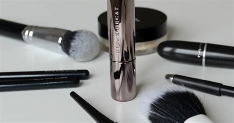 Beauty Make Up Lifestyle Pomadka Urban Decay W Odcieniu Naked