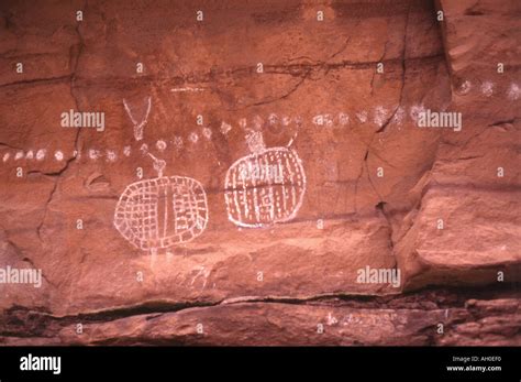 Anasazi Petroglyphs Pictographs Utah Hi Res Stock Photography And