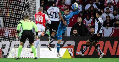 Em Jogo Hist Rico Vasco Estraga A Festa Do Inter E Vence No Beira Rio