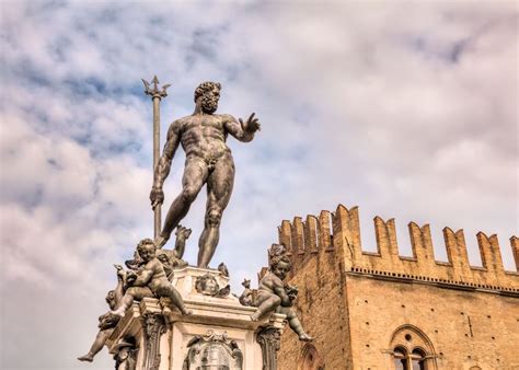 Bologna Tour Guidato A Piedi Dei Punti Salienti Della Citt Getyourguide